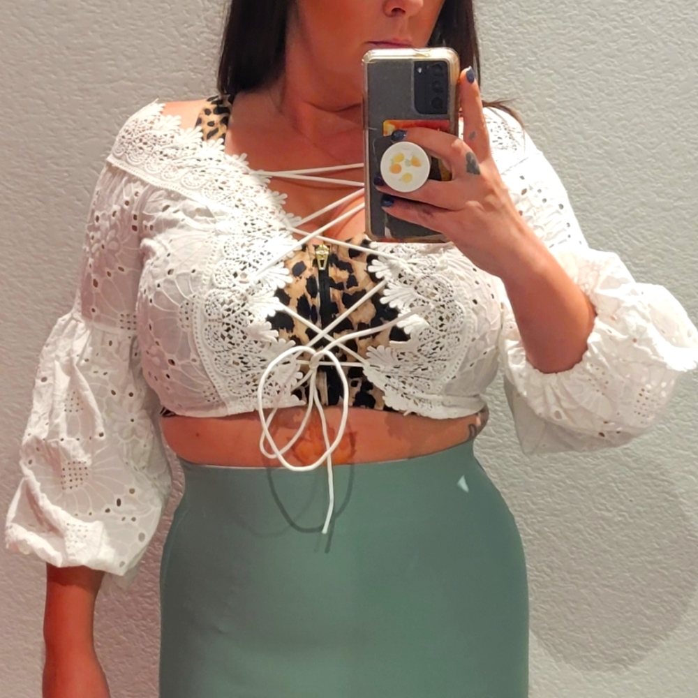 Front tie white top